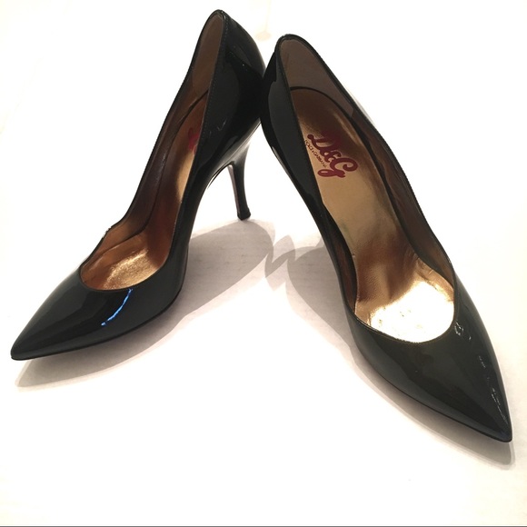 Dolce & Gabbana Shoes - Dolce & Gabbana Black Patent Leather Pumps 38.5